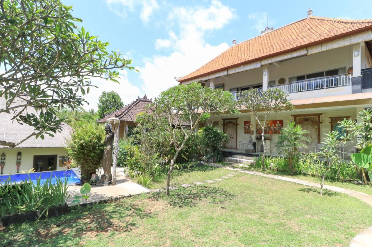 อูบุด เชซ โญมัน Hotel ภายนอก รูปภาพ